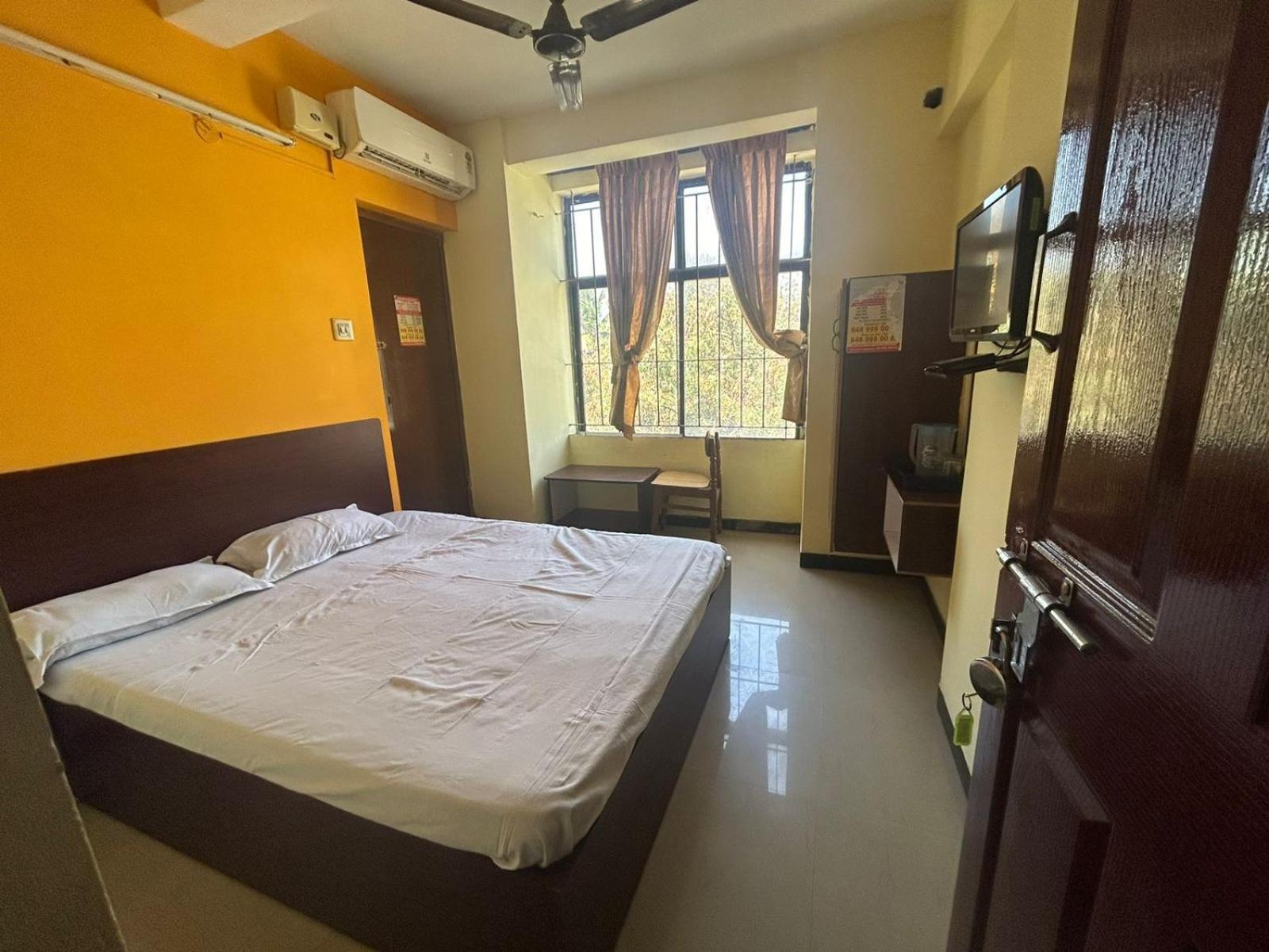 Aishvarya Residency Kojambuttúr Kültér fotó